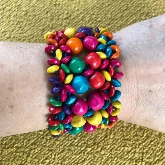 Gorgeous Handmade Multicolor Rainbow Wooden Bead Statement Bracelet NWT - Picture 1 of 4